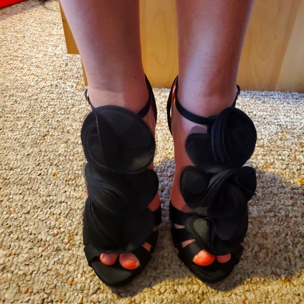 Audrey Brooke black floral detail AB shocker heels